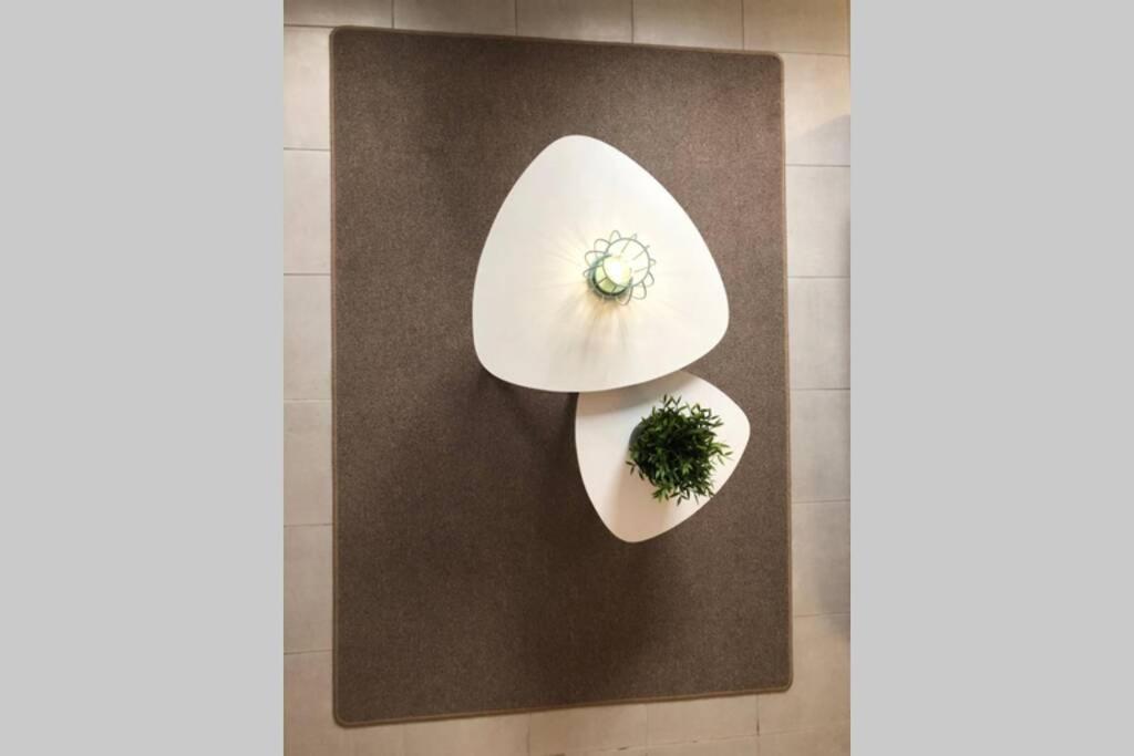 Serenite-la Roquette-rue Tres Calme Apartment *